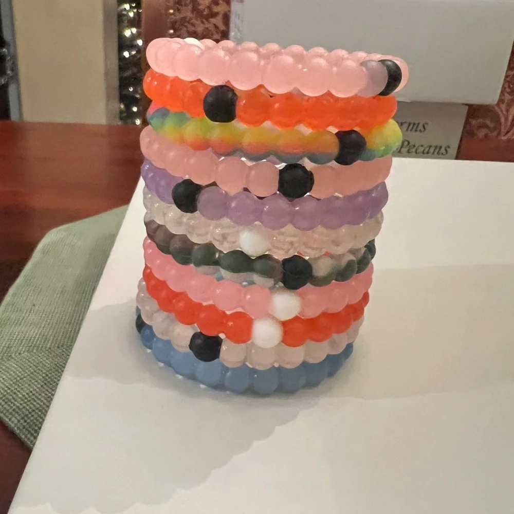 Lokai - 11 Bracelets